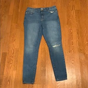NWOT Rockstar Super Skinny High Rise Sculpt Jeans